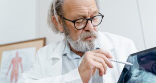 Gerontoloji Nedir? Yaşlılık Biliminin Temelleri ve Önemi.jpg